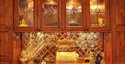Beautiful Stained Glass Cabinets For Your San Antonio Home